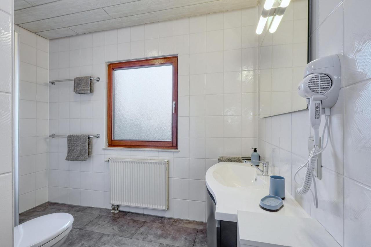 Seepark Kirchheim Ferienhaus Bei Anne Mit Sauna Esterno foto